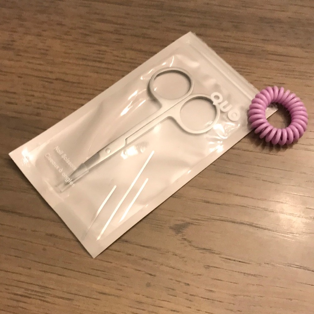 Quo Nail Scissors and Spiral Purple Hair Tie